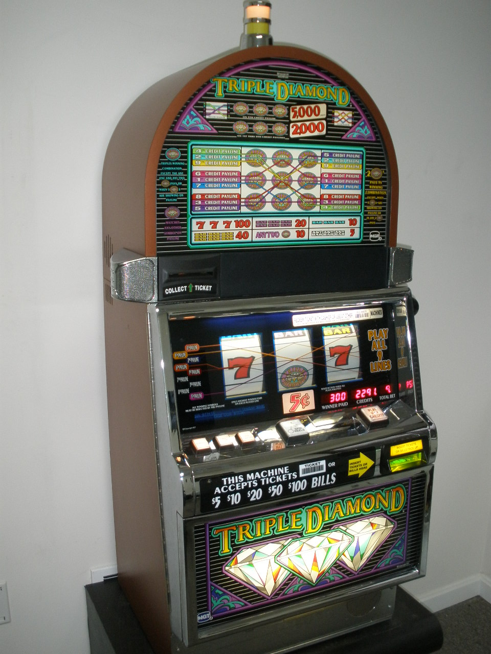 9 Line Slot Machine